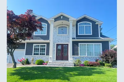 5 Vera Avenue, Plainview, NY 11803 - Photo 2