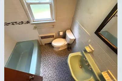45 Aka 47 Portland Place, Yonkers, NY 10703 - Photo 10