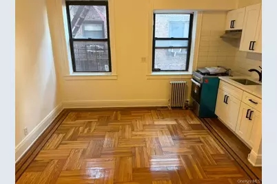 61-40 Saunders Street #D24, Rego Park, NY 11374 - Photo 20