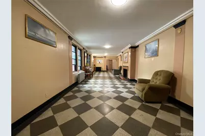 61-40 Saunders Street #D24, Rego Park, NY 11374 - Photo 22