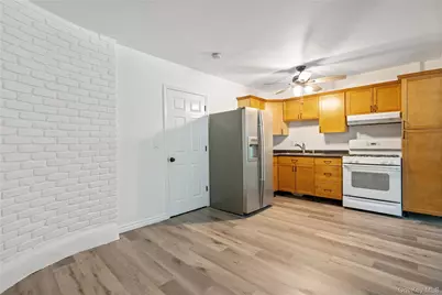 2 Mount Sinai Avenue S, Port Jefferson Station, NY 11776 - Photo 24