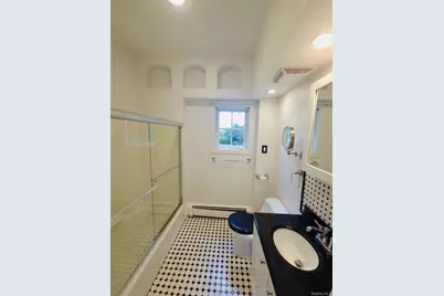 1114 1st Avenue, New Hyde Park, NY 11040 - Photo 16