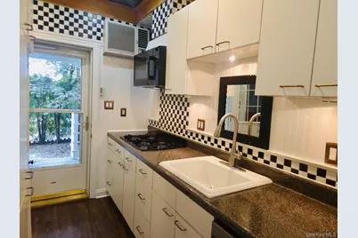 1114 1st Avenue, New Hyde Park, NY 11040 - Photo 8