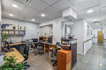 13347 Sanford Avenue #C1B, Flushing, NY 11355 - Photo 24