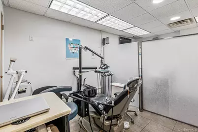 13347 Sanford Avenue #C1B, Flushing, NY 11355 - Photo 6