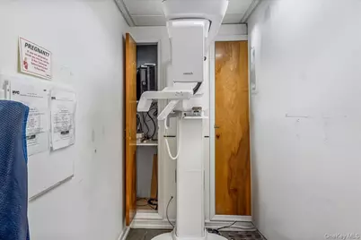 13347 Sanford Avenue #C1B, Flushing, NY 11355 - Photo 18