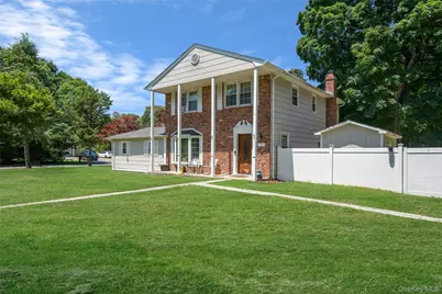 5 Fox Road, Middle Island, NY 11953 - Photo 2