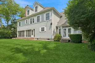 123 Lake Dr, Hewlett, NY 11557 - Photo 38