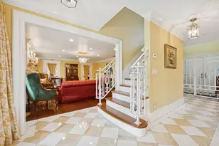 123 Lake Dr, Hewlett, NY 11557 - Photo 22