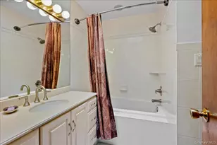 205 Radcliff Dr, Nyack, NY 10960 - Photo 20