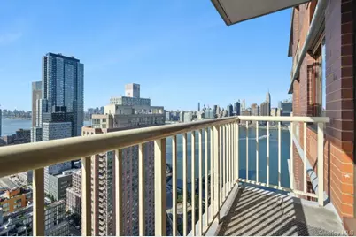 4-74 48th Avenue #35L, Long Island City, NY 11109 - Photo 2