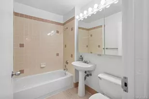 4-74 48th Ave, Long Island City, NY 11109 - Photo 8