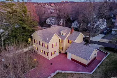351 Hollywood Avenue, Douglaston, NY 11363 - Photo 2