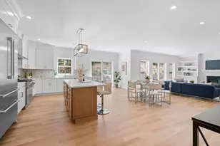 32 Middleville Rd, Northport, NY 11768 - Photo 12