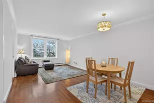 42-30 Douglaston Pkwy, Douglaston, NY 11363 - Photo 8