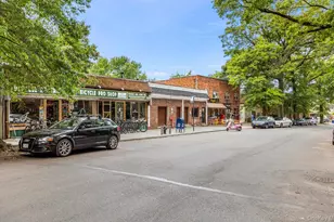 42-30 Douglaston Pkwy, Douglaston, NY 11363 - Photo 34