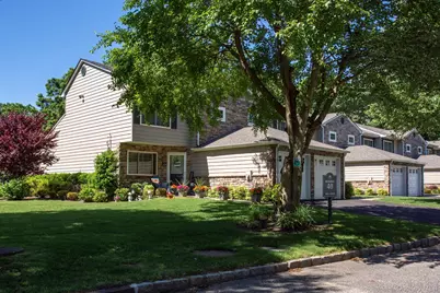 5000 Townhouse Drive #1203, Coram, NY 11727 - Photo 4