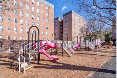 1 Georgia Avenue #3E, Bronxville, NY 10708 - Photo 12