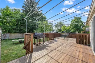 23 Sparks St, Melville, NY 11747 - Photo 26