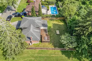 23 Sparks St, Melville, NY 11747 - Photo 32