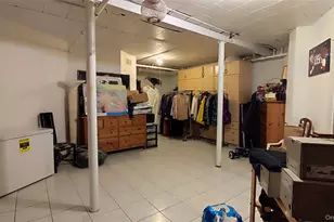 81-77 Utopia Pkwy, Jamaica, NY 11432 - Photo 36