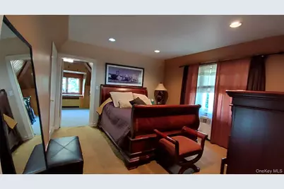 8177 Utopia Pkwy, Jamaica, NY 11432 - Photo 10