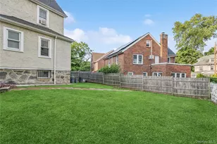 222 E 4th St, Mount Vernon, NY 10553 - Photo 36