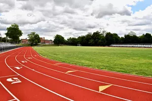 26 Terrace Cir, Great Neck, NY 11021 - Photo 22