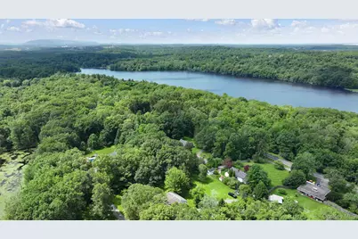 2 Gerri Court, Wallkill, NY 12589 - Photo 2