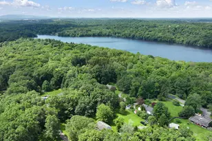 2 Gerri Ct, Wallkill, NY 12589 - Photo 2