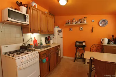 3155 Lexington Avenue #18AB, Mohegan Lake, NY 10567 - Photo 12