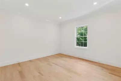 17 Chelsea Place, Dix Hills, NY 11746 - Photo 28