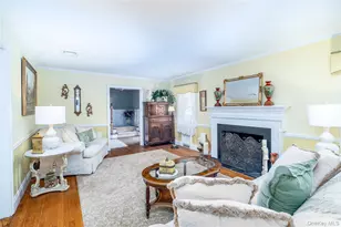 42 Roxen Rd, Rockville Centre, NY 11570 - Photo 6
