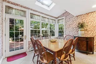 42 Roxen Rd, Rockville Centre, NY 11570 - Photo 10