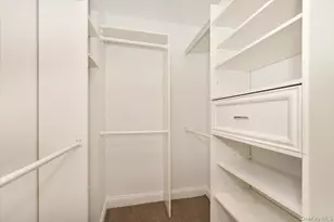 22 Park Pl, Great Neck, NY 11021 - Photo 28