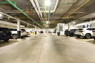 22 Park Pl, Great Neck, NY 11021 - Photo 34