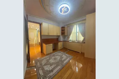 61-20 Grand Central Parkway #B 706, Forest Hills, NY 11375 - Photo 16