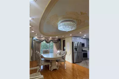 61-20 Grand Central Parkway #B 706, Forest Hills, NY 11375 - Photo 8