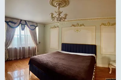 61-20 Grand Central Parkway #B 706, Forest Hills, NY 11375 - Photo 14