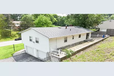 11 Boxwood Close, Hopewell Junction, NY 12533 - Photo 8