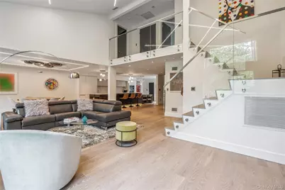 23 Estates Terrace N, Manhasset, NY 11030 - Photo 8