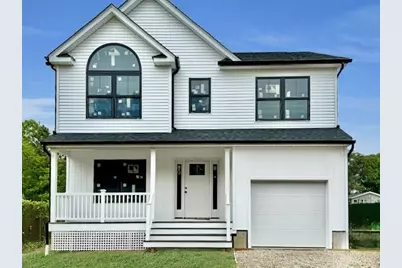 Nc Malta Place, Mastic, NY 11950 - Photo 4