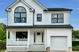 Nc Malta Pl, Mastic, NY 11950 - Photo 4