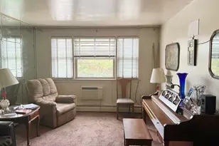 804 E 221st St, Bronx, NY 10467 - Photo 4