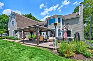 4 Briana Ct, East Moriches, NY 11940 - Photo 8