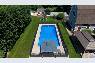 4 Briana Court, East Moriches, NY 11940 - Photo 6