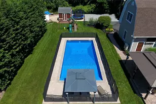 4 Briana Ct, East Moriches, NY 11940 - Photo 6