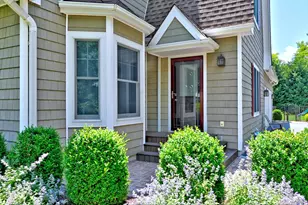 4 Briana Ct, East Moriches, NY 11940 - Photo 4