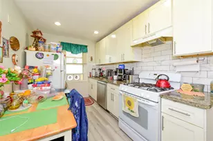 114-18 103rd Ave, Richmond Hill, NY 11419 - Photo 14