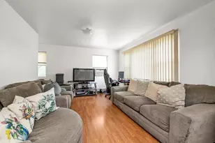 107-53 Spa Pl, Jamaica, NY 11435 - Photo 8